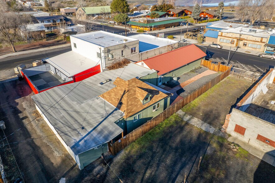 More Photos Of 315 Main Ave E, Soap Lake General Retail For Sale