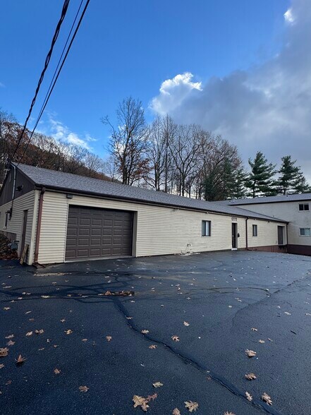 Primary Photo Of 1777 N Colony Rd, Meriden Warehouse For Lease