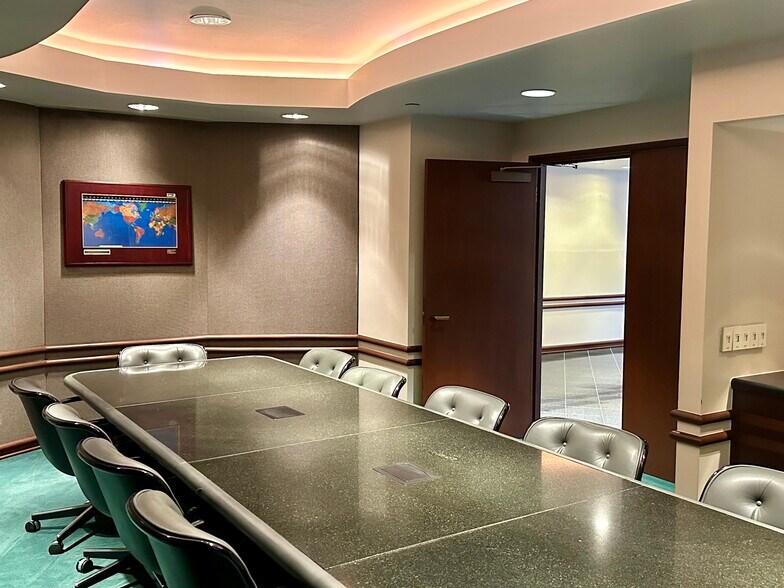 More Photos Of 25548 Genesee Trail Rd, Golden Office For Lease