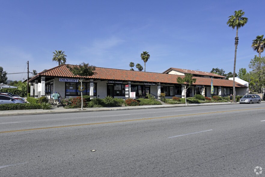 Primary Photo Of 331-359 E La Habra Blvd, La Habra Storefront For Lease