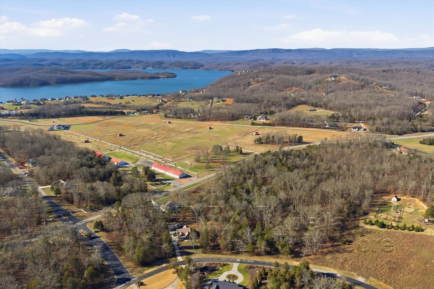 More Photos Of 1522 New Hope Rd, Rockwood Specialty For Sale