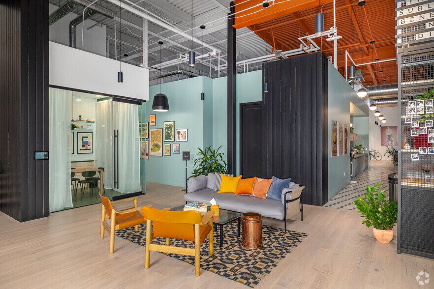 More Photos Of 2650 W Belleview Ave, Littleton Coworking Space