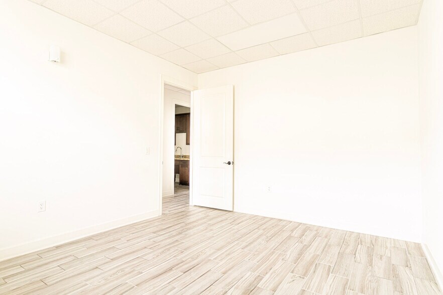 More Photos Of 26077 Nelson Way, Katy Medical For Lease