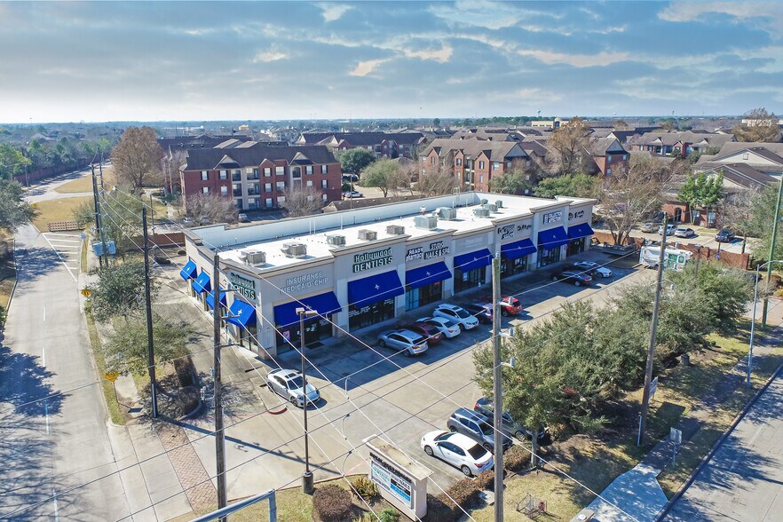 More Photos Of 12001 Richmond Ave, Houston Freestanding For Lease