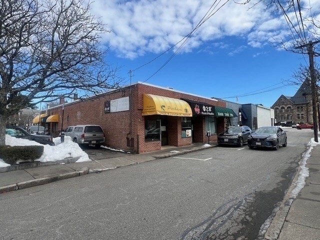 More Photos Of 21 Pelham St, Newton Freestanding For Sale