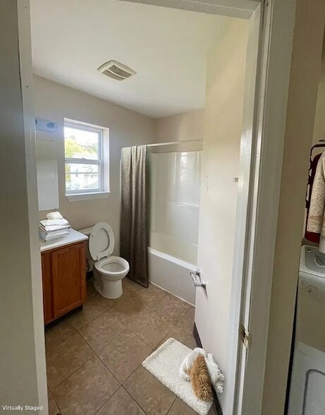 More Photos Of 151-163 Plum Way, California Apartments For Sale