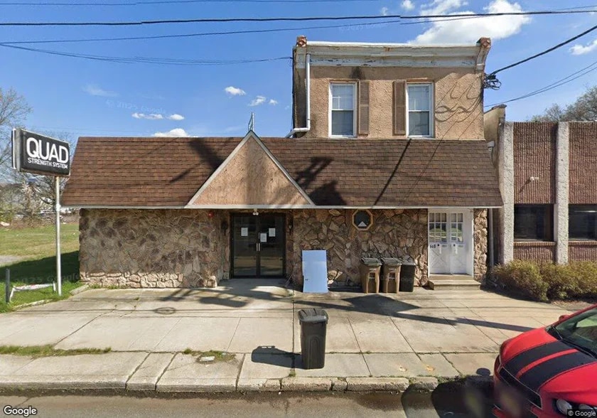 More Photos Of 668 N Broad St, Woodbury General Retail For Sale