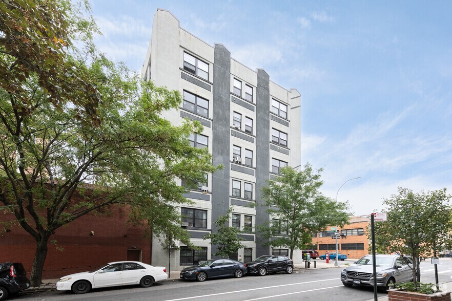 More Photos Of 350 Manhattan Ave, Brooklyn Apartments For Sale