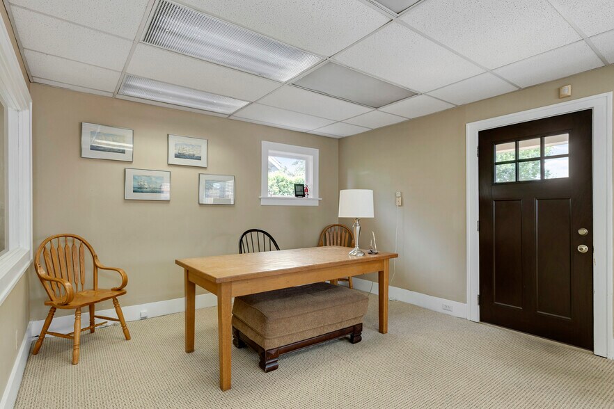 More Photos Of 1742 NE 43rd Ave, Portland Office Residential For Sale