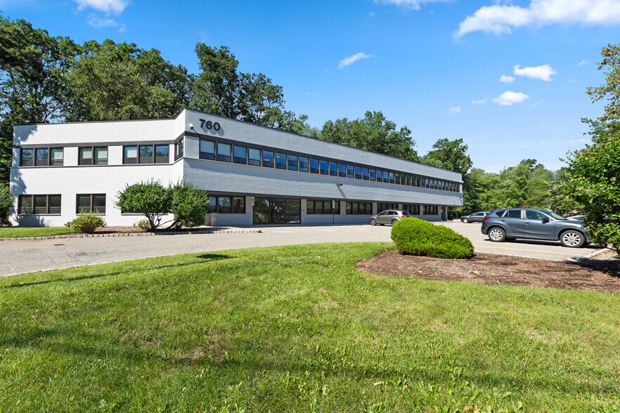 More Photos Of 760 Rt 10, Whippany Office For Lease