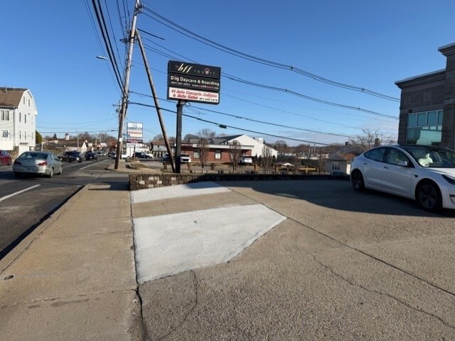 More Photos Of 539 Killingly St, Johnston Freestanding For Sale