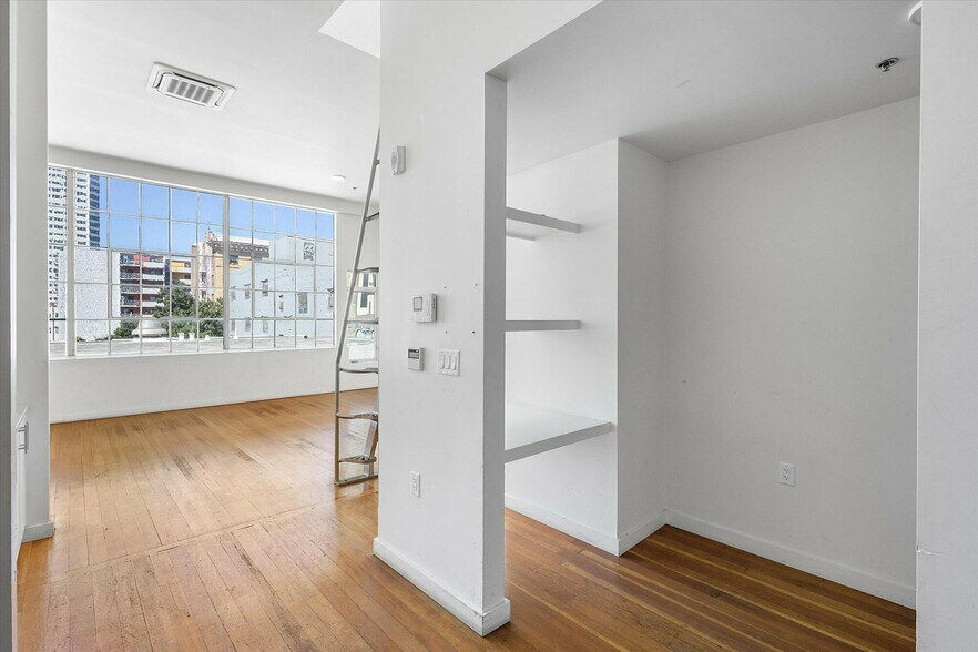 More Photos Of 272-274 14th St, Oakland Storefront Retail Office For Sale