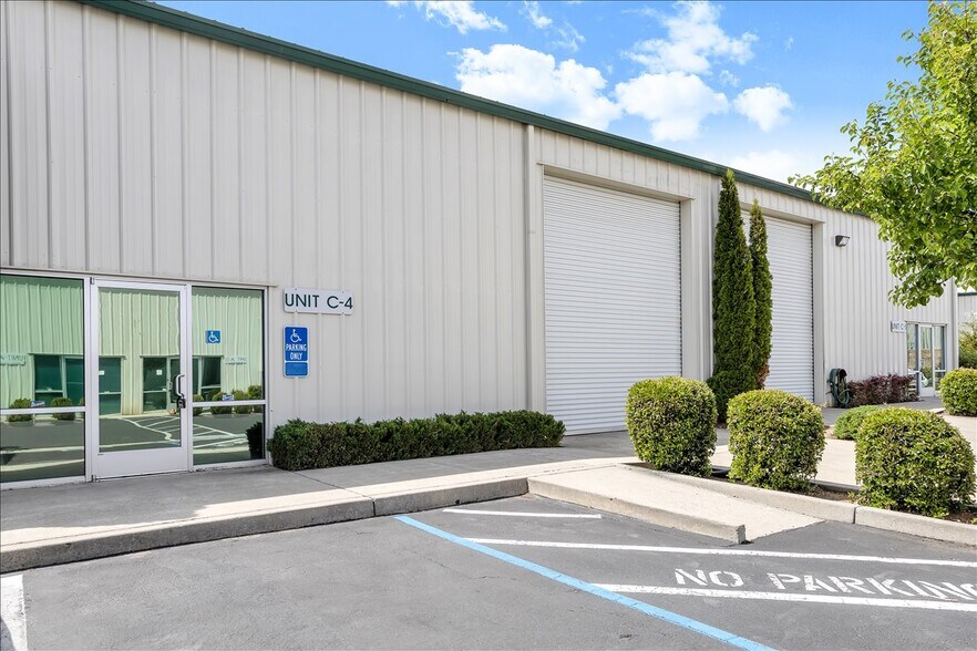 More Photos Of 18855 Microtronics, Sonora Industrial For Sale