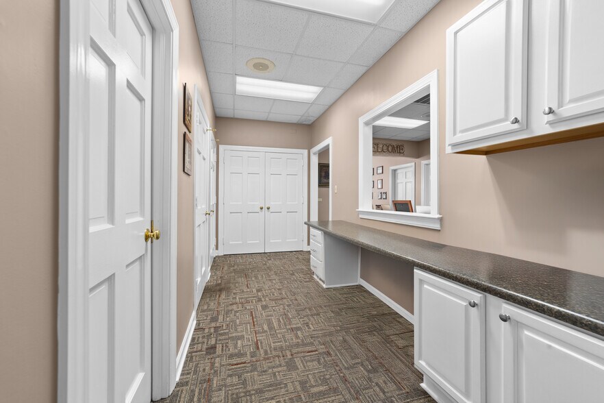 More Photos Of 824 S Dekalb St, Shelby Medical For Sale