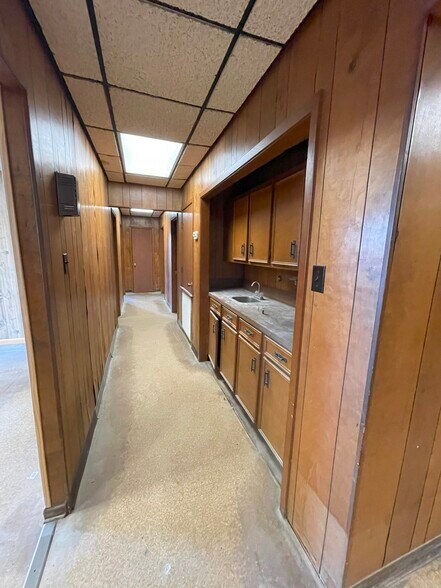 More Photos Of 854 Highway 397, Lake Charles Warehouse For Lease