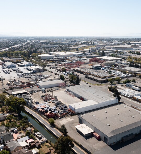 More Photos Of 10000 Bigge St, San Leandro Warehouse For Lease