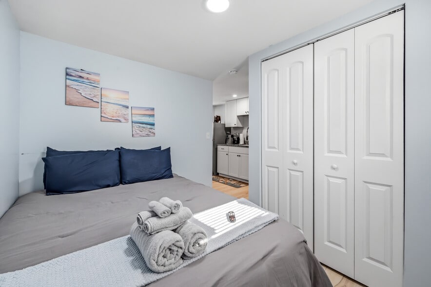 More Photos Of 5214 Old Lake Rd, Geneva Apartments For Sale