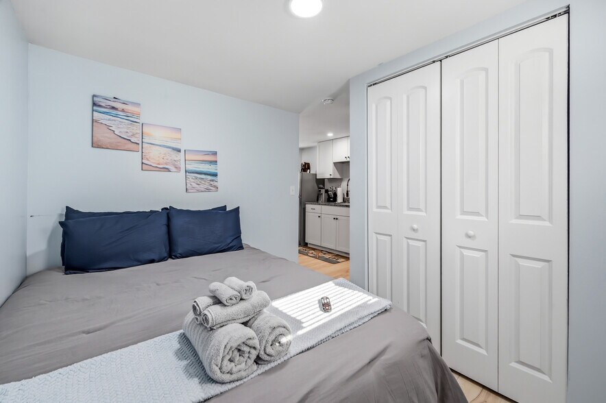 More Photos Of 5214 Old Lake Rd, Geneva Apartments For Sale