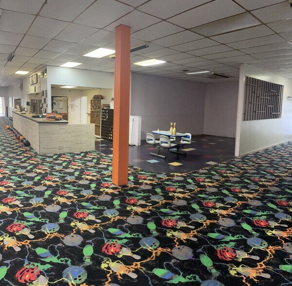 More Photos Of 1137 Sweitzer St, Greenville Bowling Alley For Sale