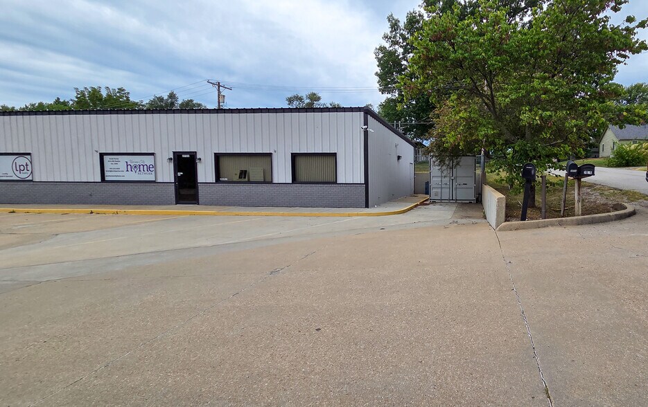 More Photos Of 2722 N 155th St, Basehor Office For Sale