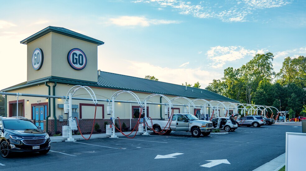 More Photos Of 14237 Lori Ann Way, Carrollton Carwash For Sale