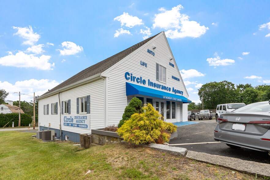 More Photos Of 247 Newbury St, Danvers Office For Lease