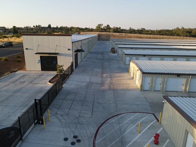 More Photos Of 4395 Business Dr, Cameron Park Self Storage For Sale