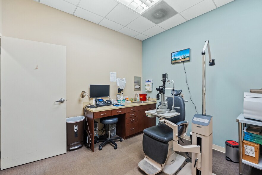 More Photos Of 6705 S Red Rd, Coral Gables Office Residential For Lease