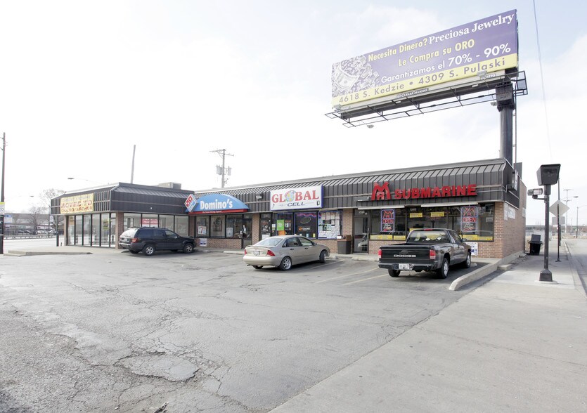 More Photos Of 5012-5018 S Pulaski Rd, Chicago Freestanding For Lease