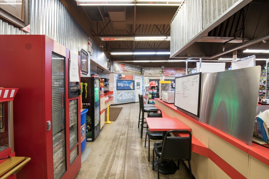 More Photos Of 6597 Azle Ave, Lake Worth Service Station For Sale