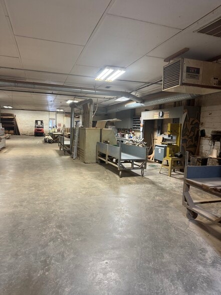 More Photos Of 65 Angus St, Trussville Freestanding For Sale