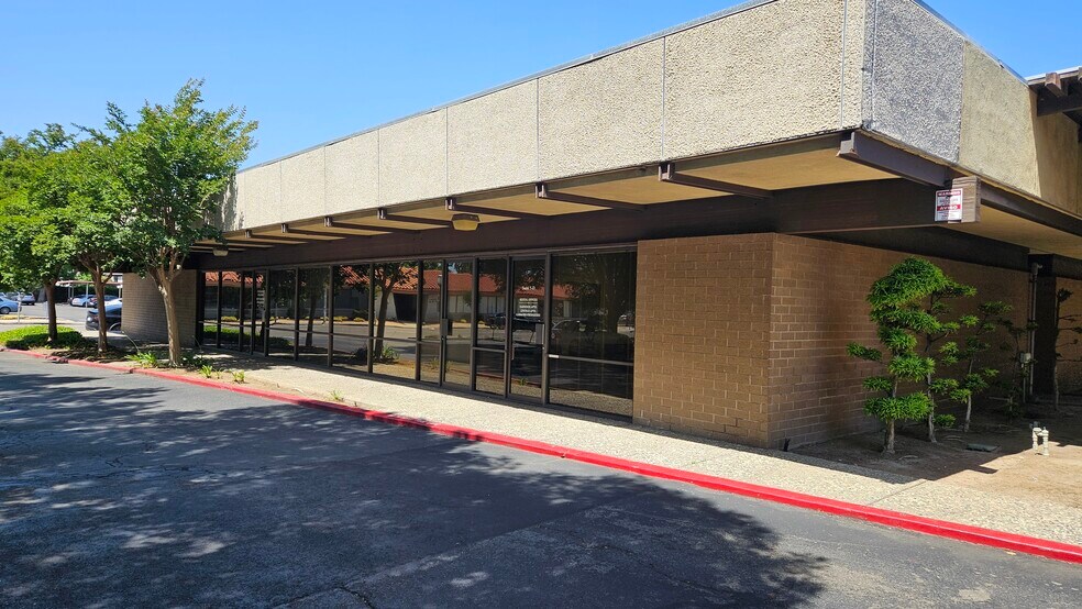 More Photos Of 1212 W Robinhood Dr, Stockton Unknown For Lease