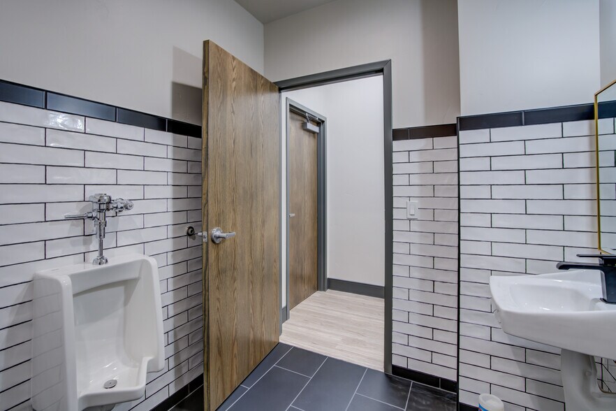 More Photos Of 4272 Promenade Dr, Colorado Springs Office For Lease