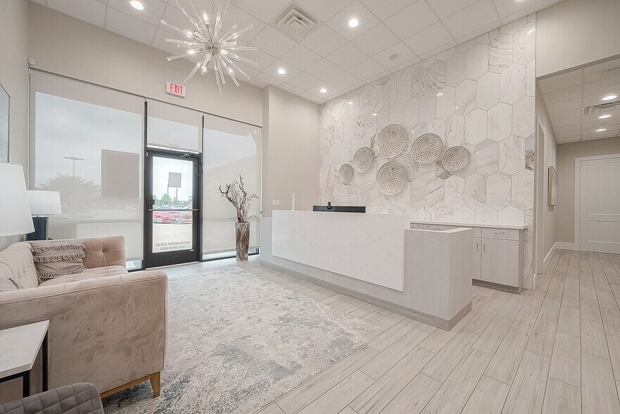 More Photos Of 23537 Kingsland Blvd, Katy Office For Sale