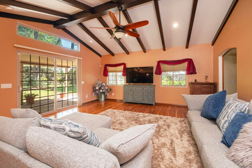 More Photos Of 2083 Grace St, Riverside Multifamily For Sale