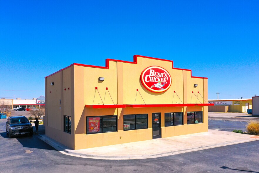 Primary Photo Of 1700 W Dickinson Blvd, Fort Stockton Fast Food For Sale