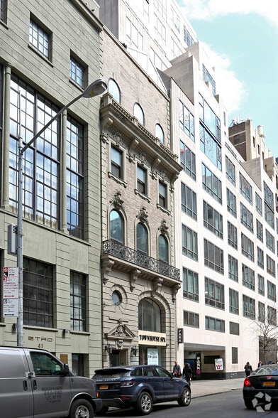 More Photos Of 39 W 56th St, New York Medical For Lease