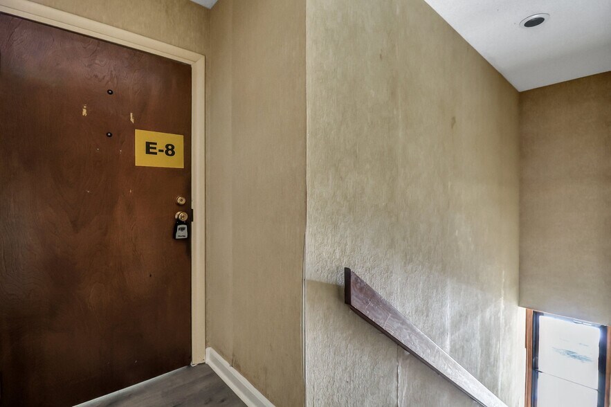 More Photos Of 7370 Hodgson Memorial Dr, Savannah Office For Sale