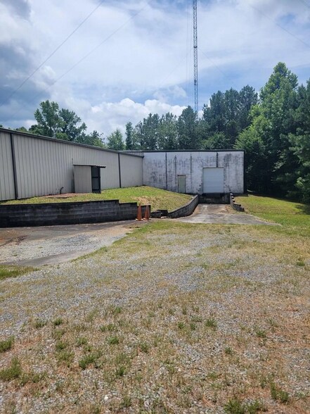 More Photos Of 2306 Smyrna Church Rd, Chatsworth Industrial For Sale