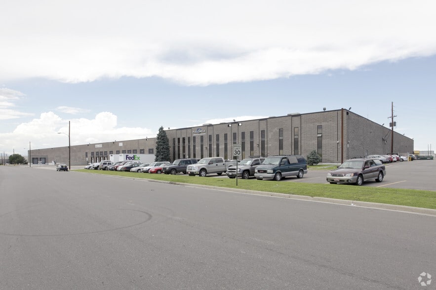 More Photos Of 13331-13333 E 37th Ave, Denver Warehouse For Lease