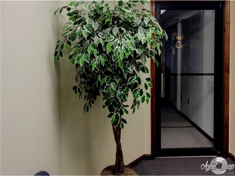 More Photos Of 838 Walker Sq, Dover Office For Sale