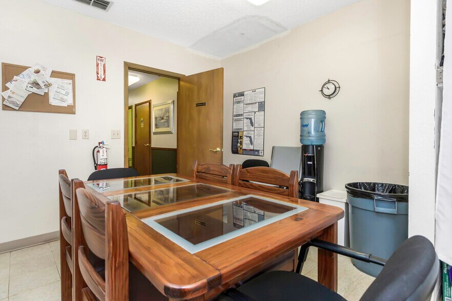 More Photos Of 701 N Hercules Ave, Clearwater Medical For Lease