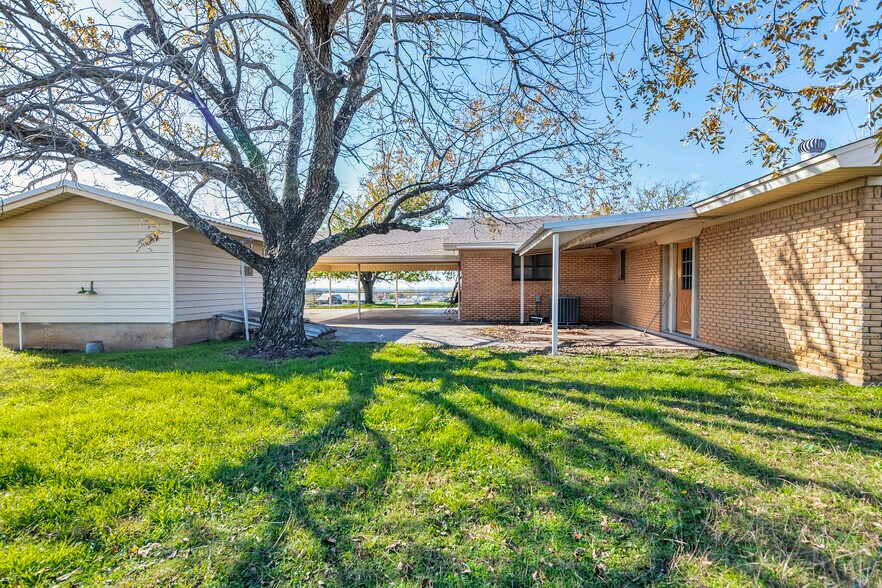 More Photos Of 1992 N US 287 Hwy, Decatur Land For Sale