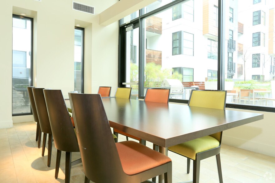 More Photos Of 1155 4th St, San Francisco Apartments For Lease