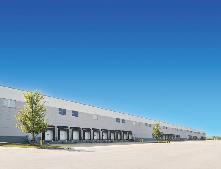 More Photos Of 901 Renaissance Blvd, Sturtevant Distribution For Sale