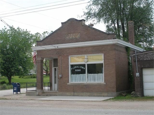 101 W Main St  