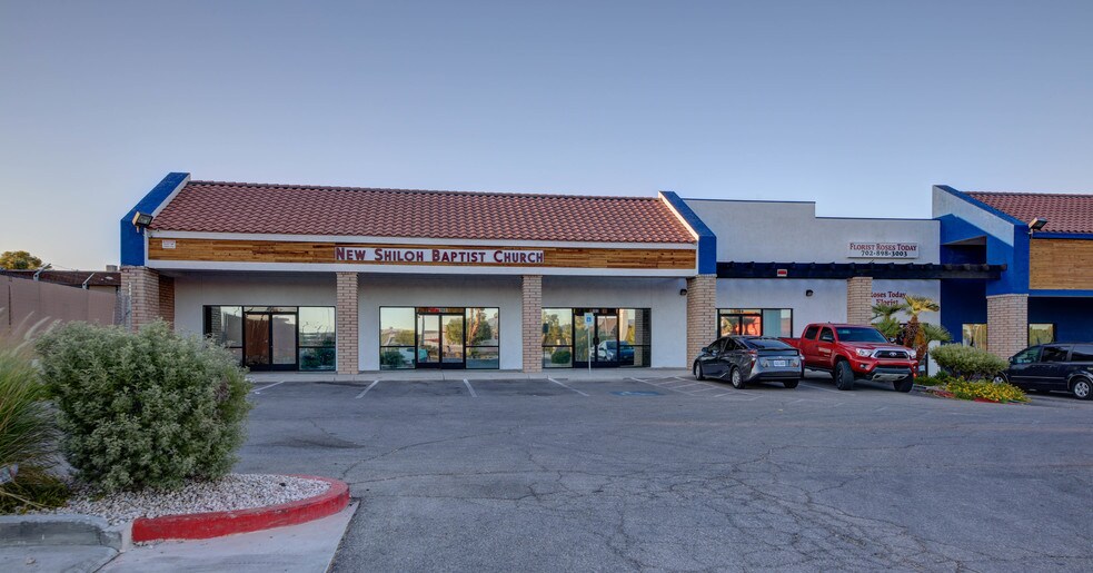 More Photos Of 4640 E Flamingo Rd, Las Vegas Storefront Retail Office For Lease