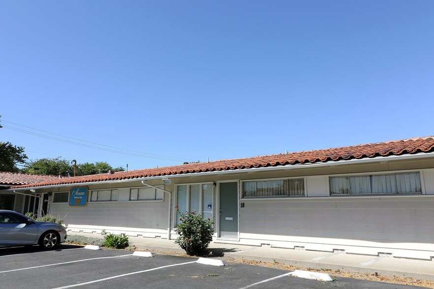 More Photos Of 2100 Monument Blvd, Pleasant Hill Medical For Lease