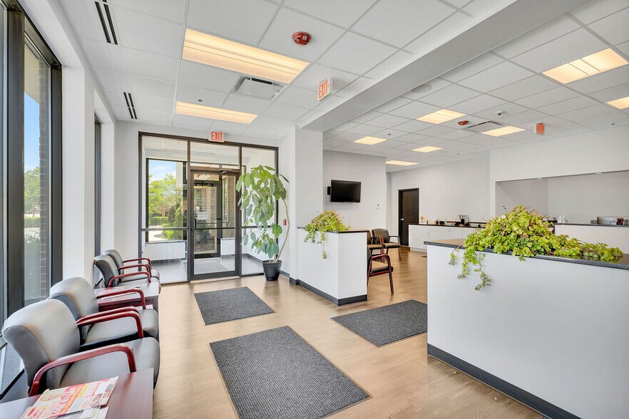 More Photos Of 9300 Waukegan Rd, Morton Grove Medical For Sale