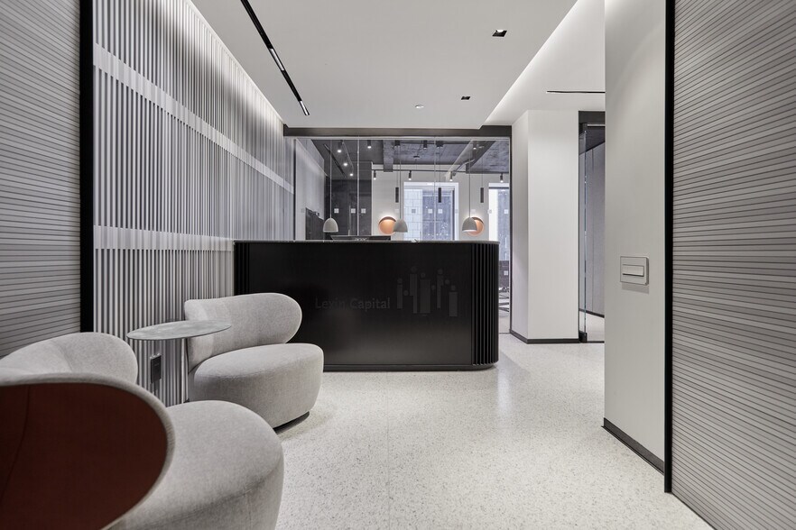 More Photos Of 551 Madison Ave, New York Office For Lease